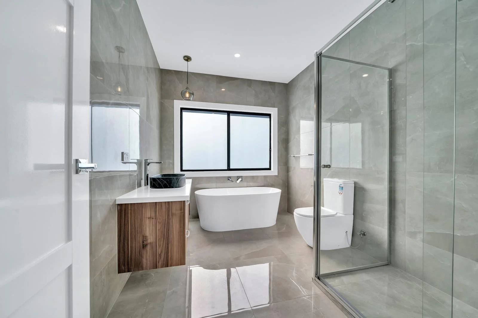 Bathroom with freestanding bath